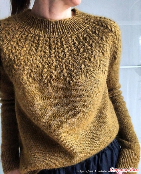 Пуловер Field Sweater (Полюшко) от Camilla Vad. Спицы.