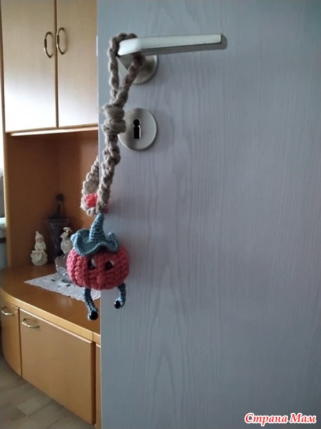 Времена года. Сентябрь. Сторожок на дверь.