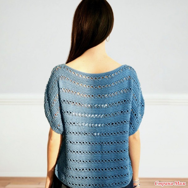 Цельнокроенная футболка узором из спущенных петель. Спицы.
