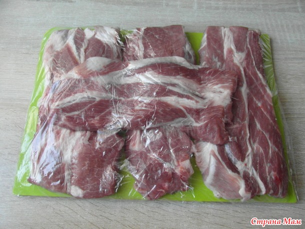 НШ Как заготовить мясо? Рулет с тонкими салями.